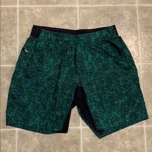 Lululemon lined T.H.E. Shorts size XL